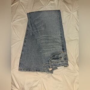 GUESS Size 29 Wide Leg Ankle Jeand